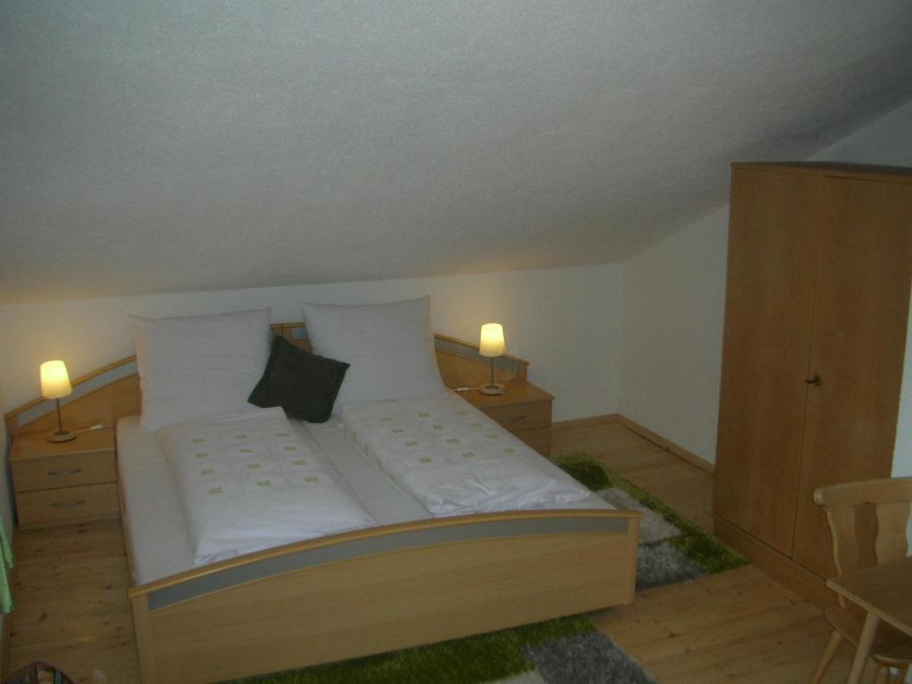Haus Frank Pitztal Apartment Sankt Leonhard im Pitztal Exterior photo